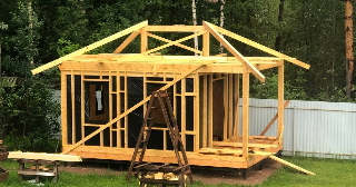 Сарай из бруса 100х100 в Шуе - строительство под ключ | Строй-Шуя от 41308 руб.